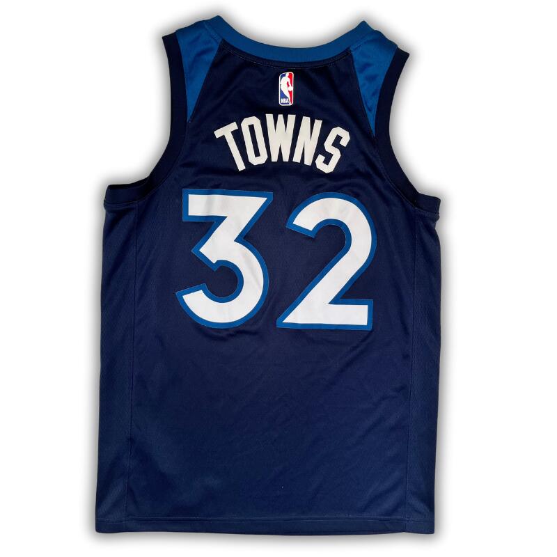 Segunda vida - Camisola NBA Minnesota Timberwolves 2017/2021 Towns - Como novo 2/2