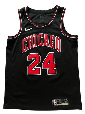 Tweedehands - nba shirt chicago bulls 2017/2019 markkanen - als nieuw