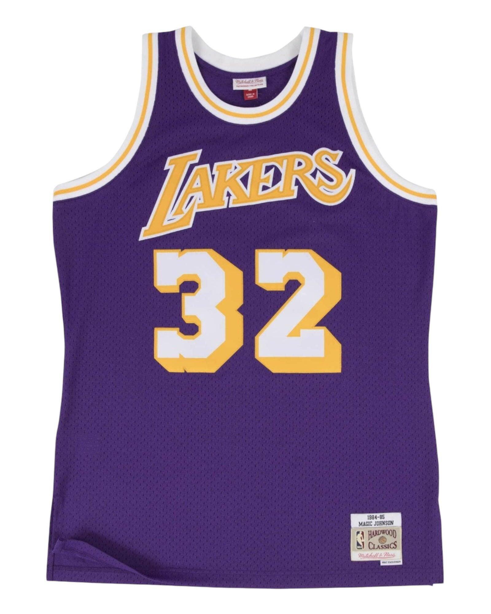 MITCHELL & NESS picture