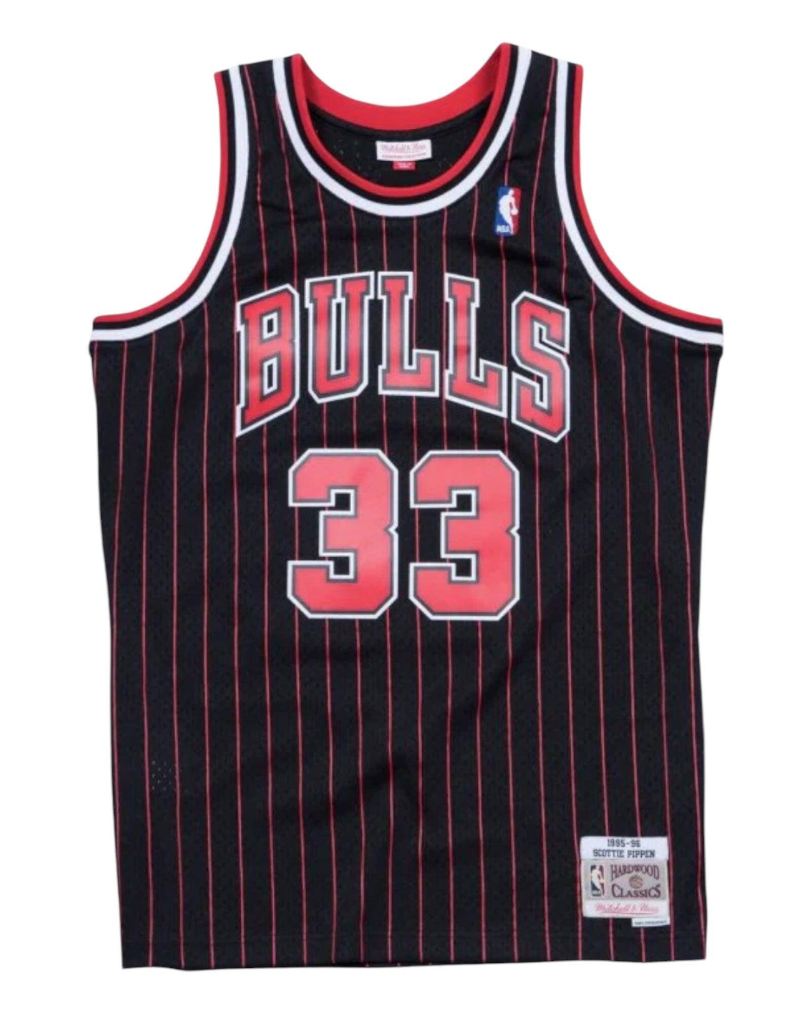 MITCHELL & NESS picture