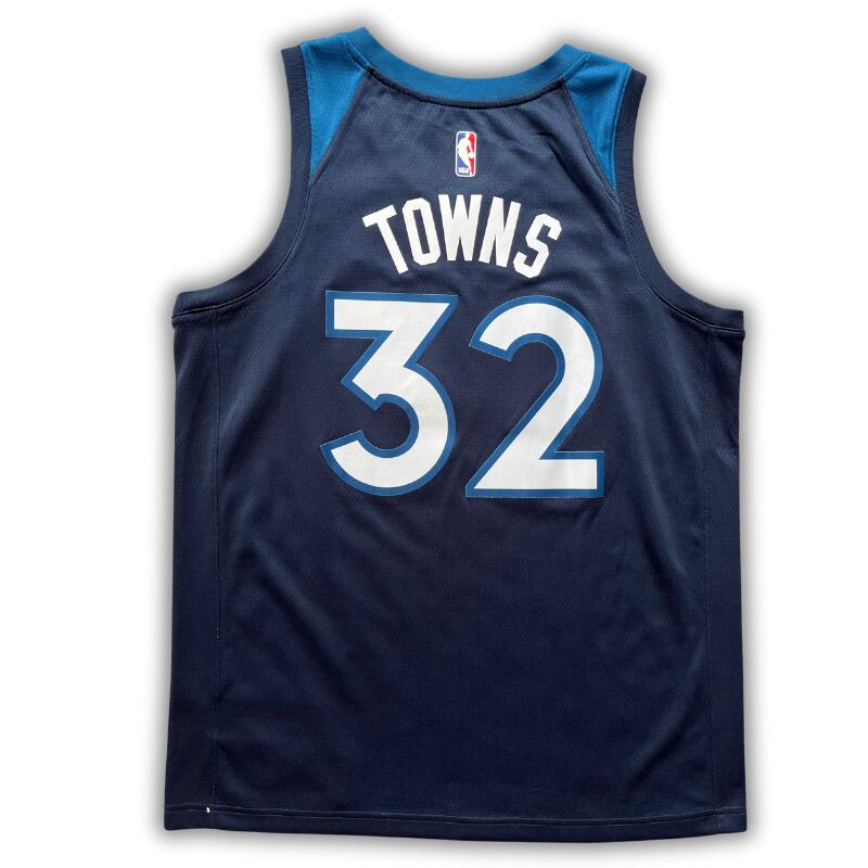 Segunda vida - Camisola NBA Minnesota Timberwolves 2017/2021 Towns - Como novo 2/2