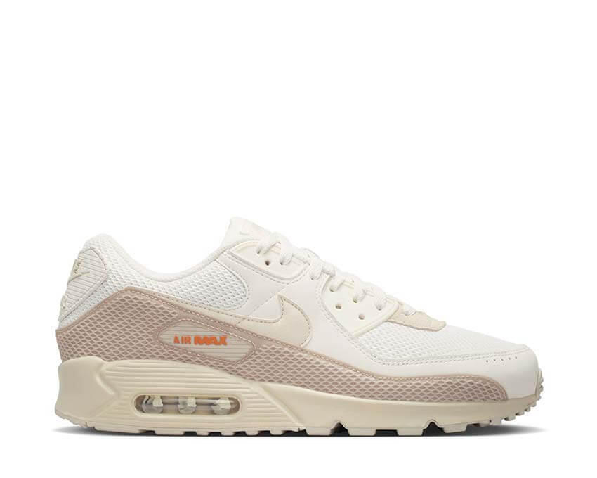 NIKE picture