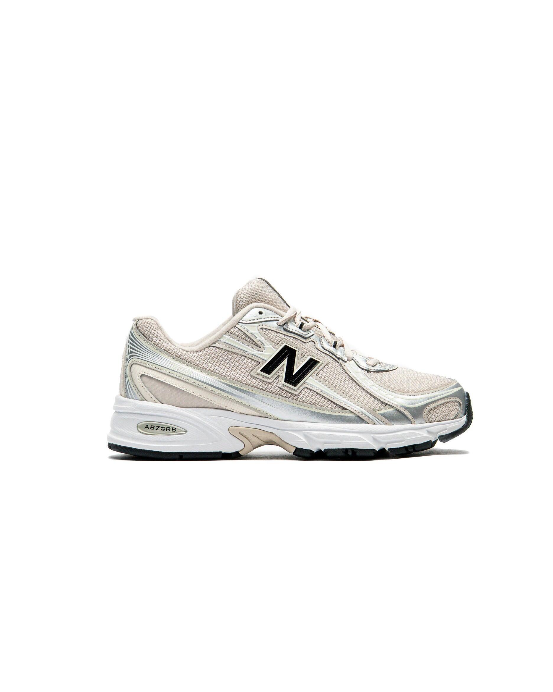 NEW BALANCE picture
