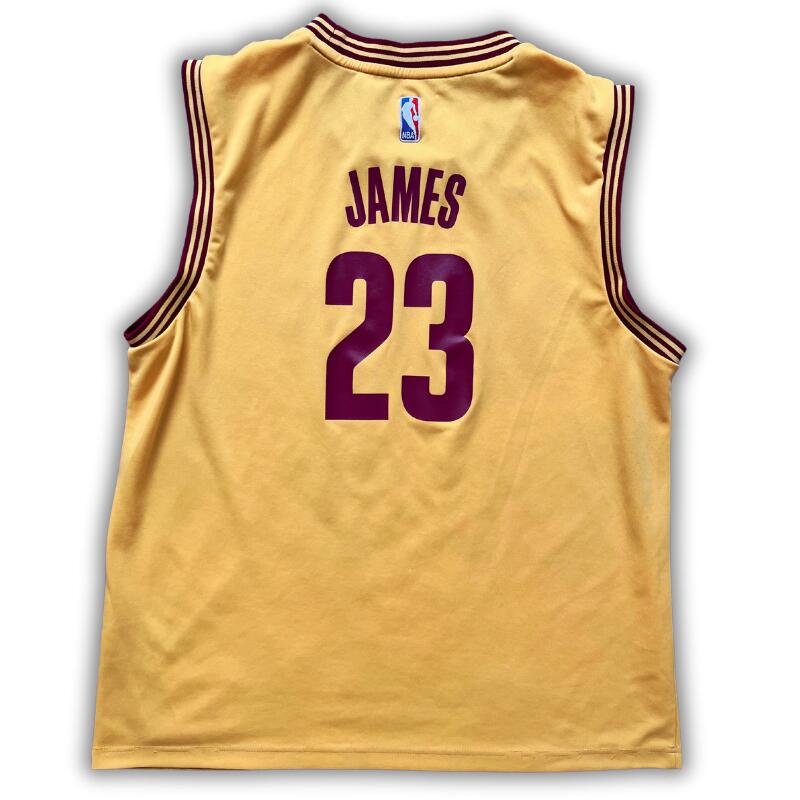 Segunda vida - Camisola NBA Cleveland Cavaliers 2014/2017 James - Como novo 2/2