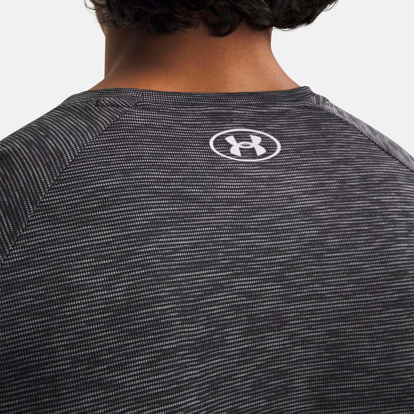 T-shirt masculina UA Tech™ texturizada Under Armour preto e branco 5/5