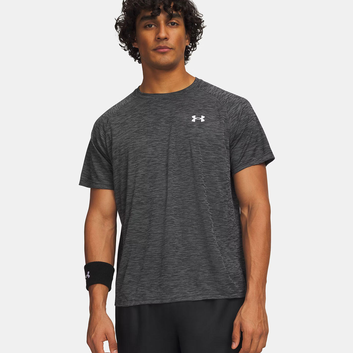 UNDER ARMOUR picture