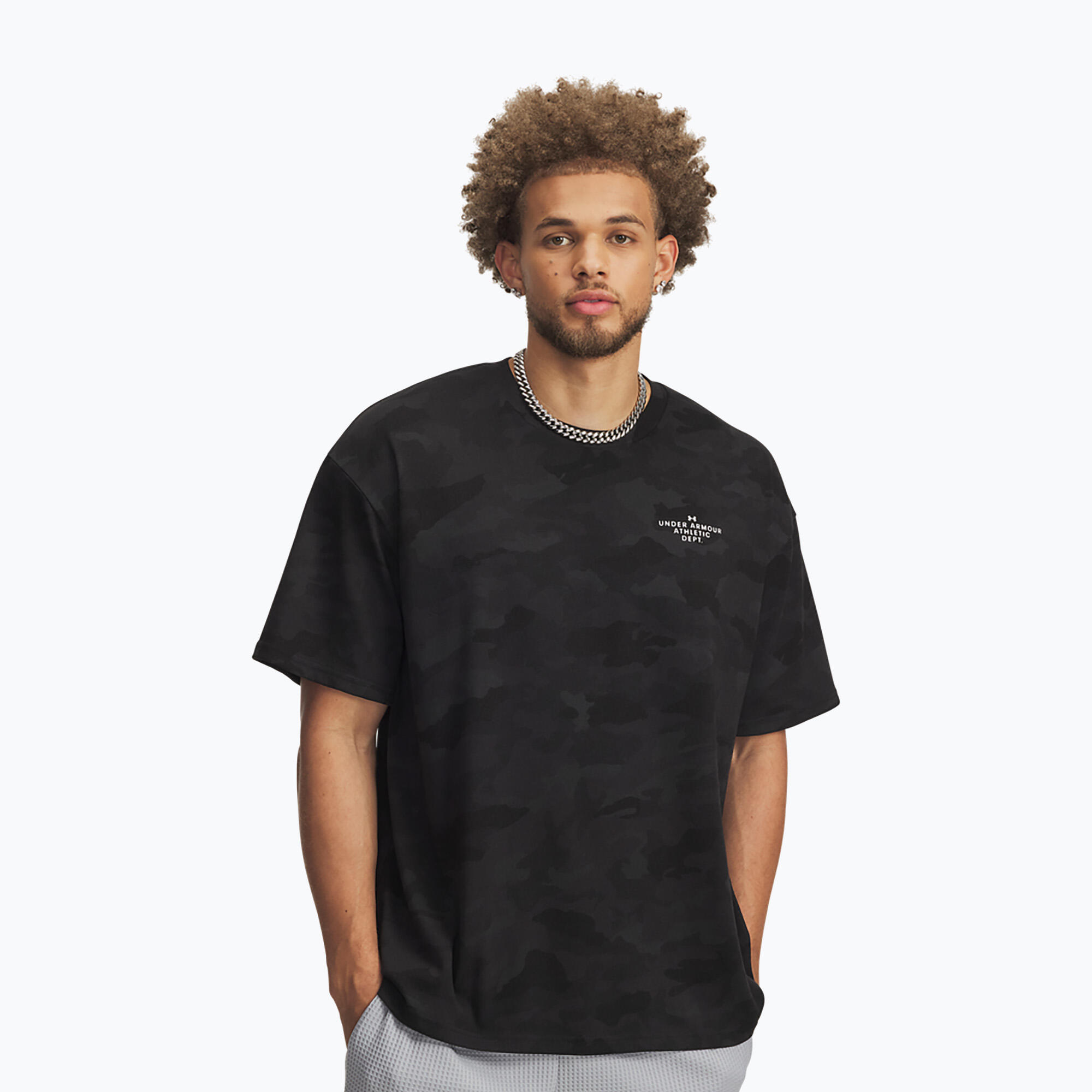 UNDER ARMOUR picture