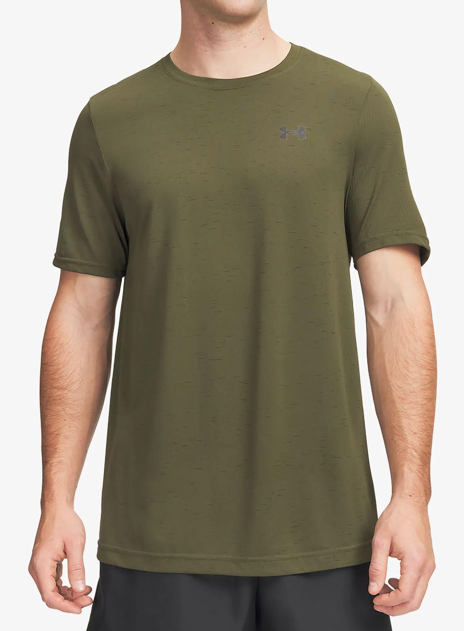 UNDER ARMOUR picture