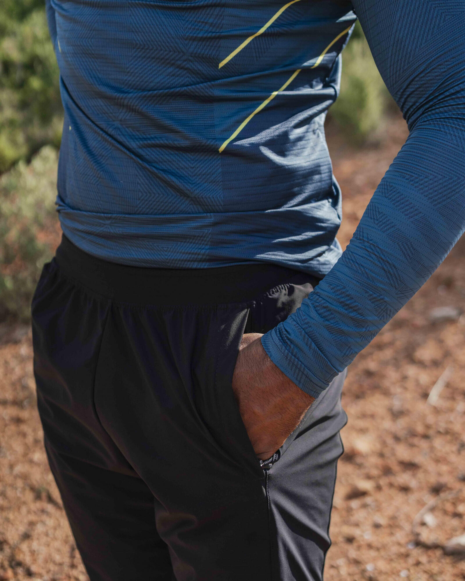 Pantalon de trail unisexe KELIAS BLACK EDITION 3/6