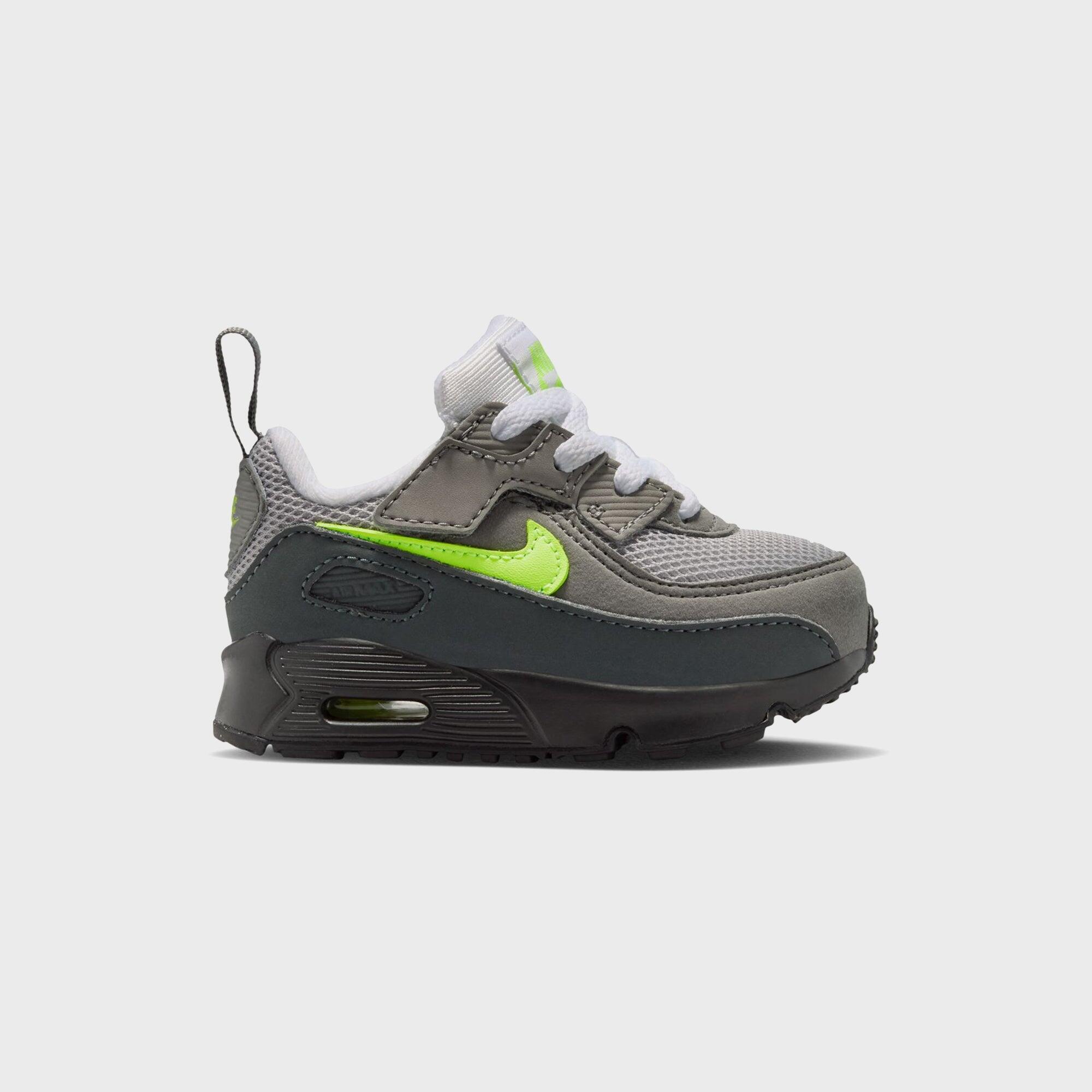 NIKE picture
