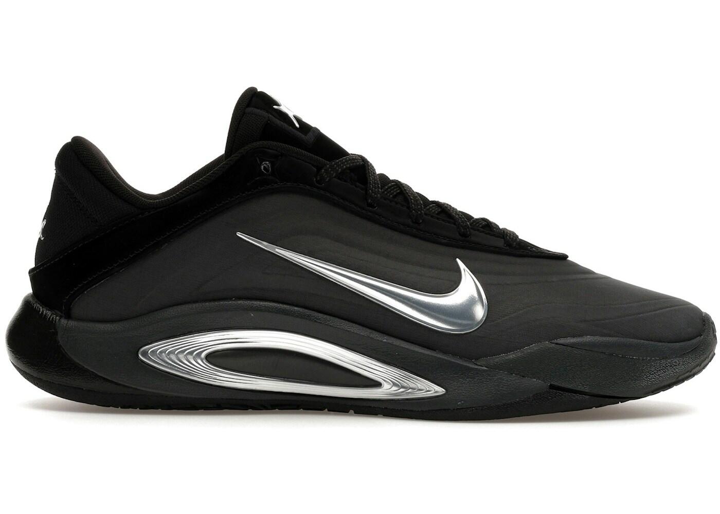 NIKE picture