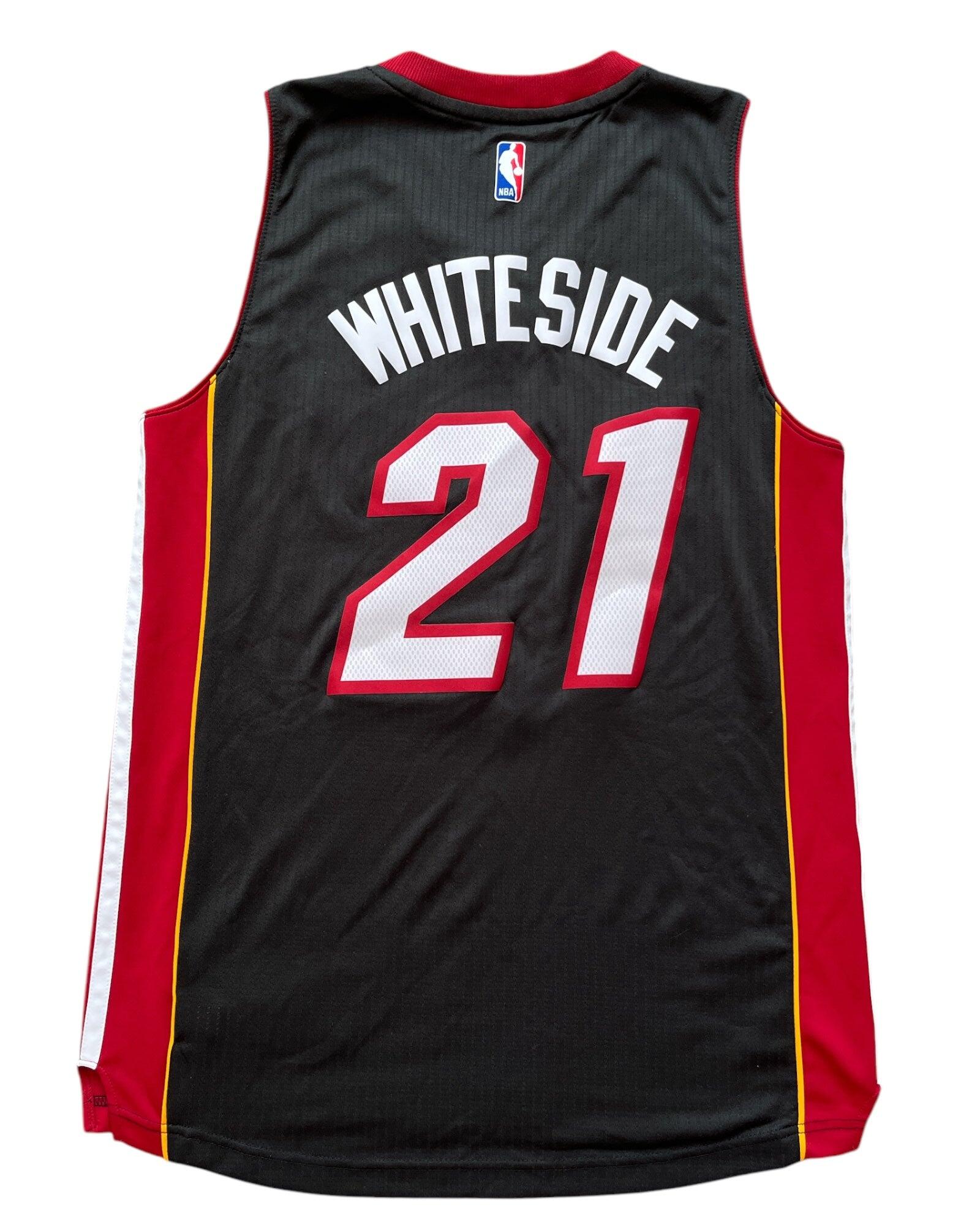 Segunda vida - Camisola NBA Miami Heat 2014/2017 Whiteside - Como novo 2/2