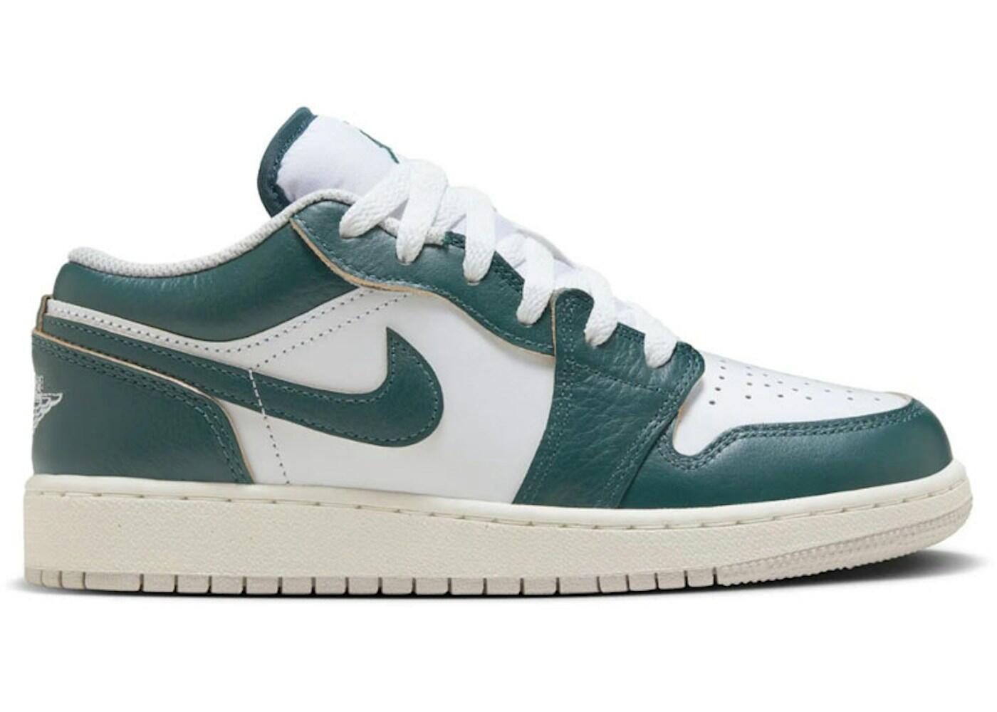 Jordan 1 Low SE Oxidized Green (GS) kids' sneaker 1/1