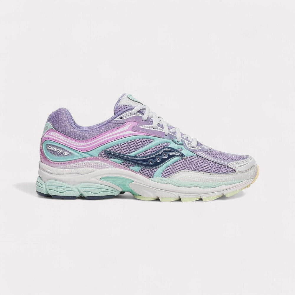 SAUCONY picture