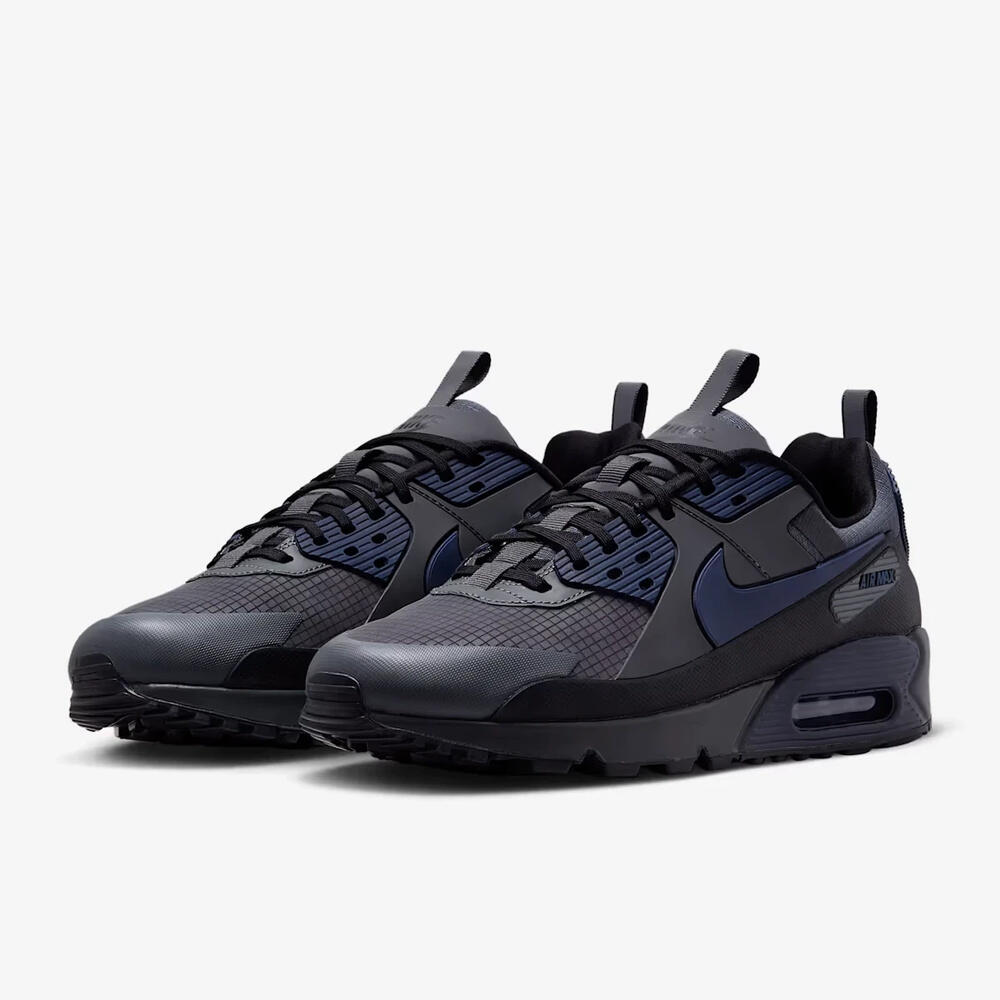 NIKE picture