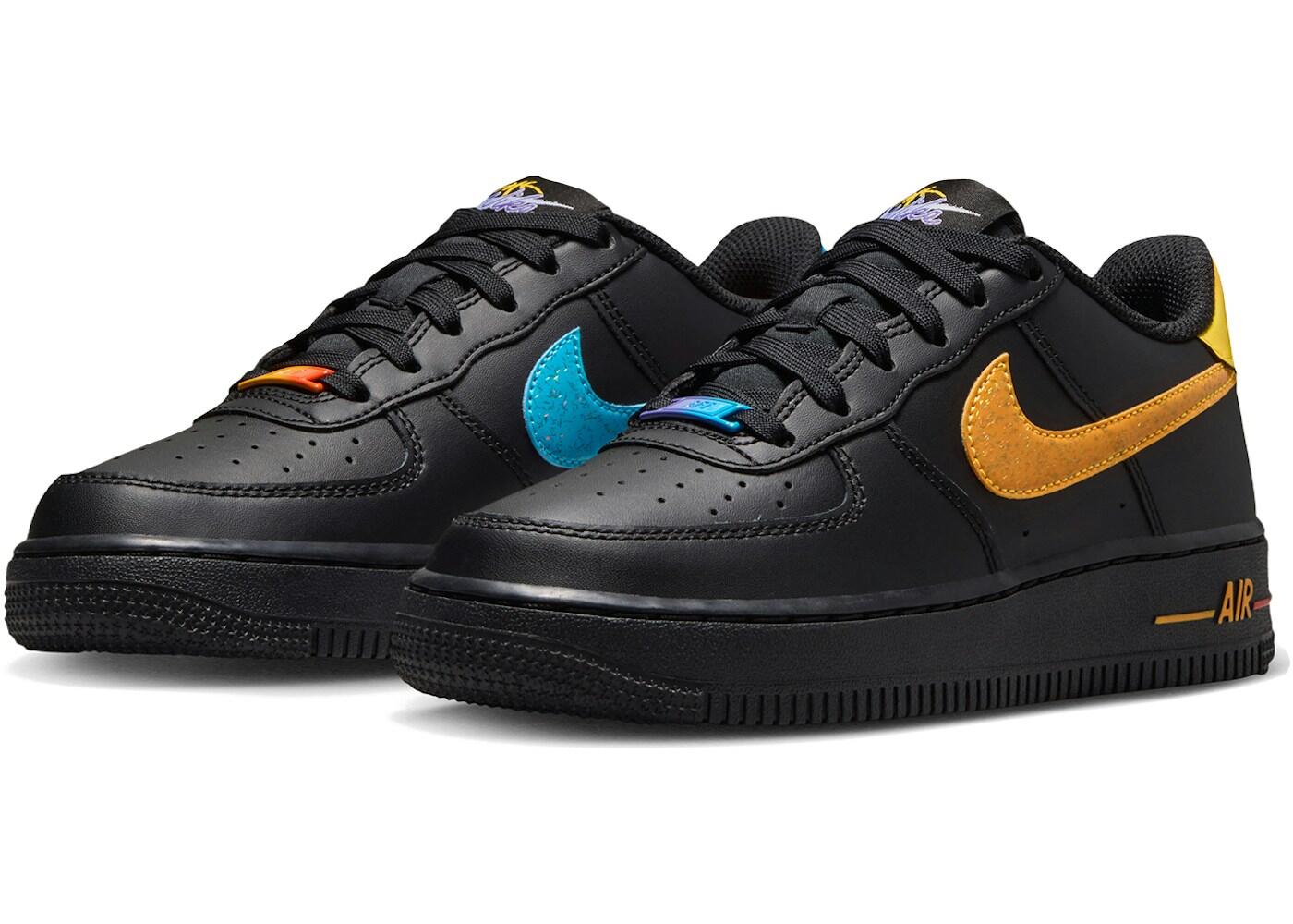 NIKE picture