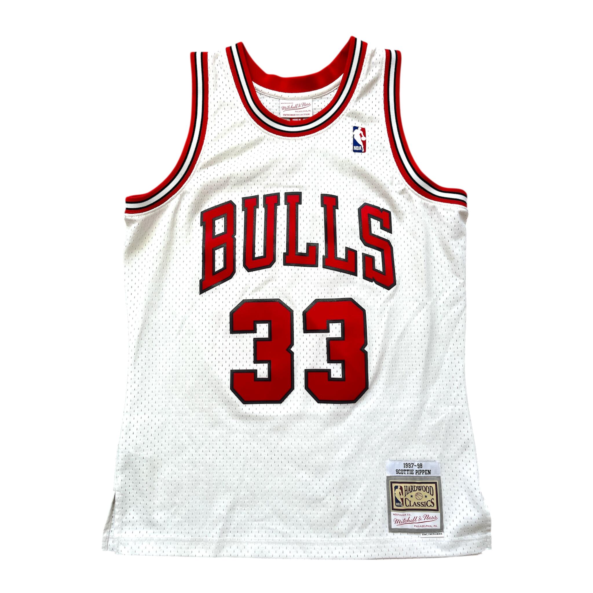 MITCHELL & NESS picture