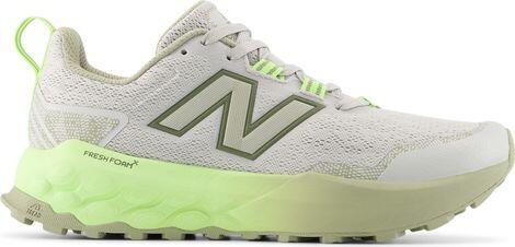 NEW BALANCE picture