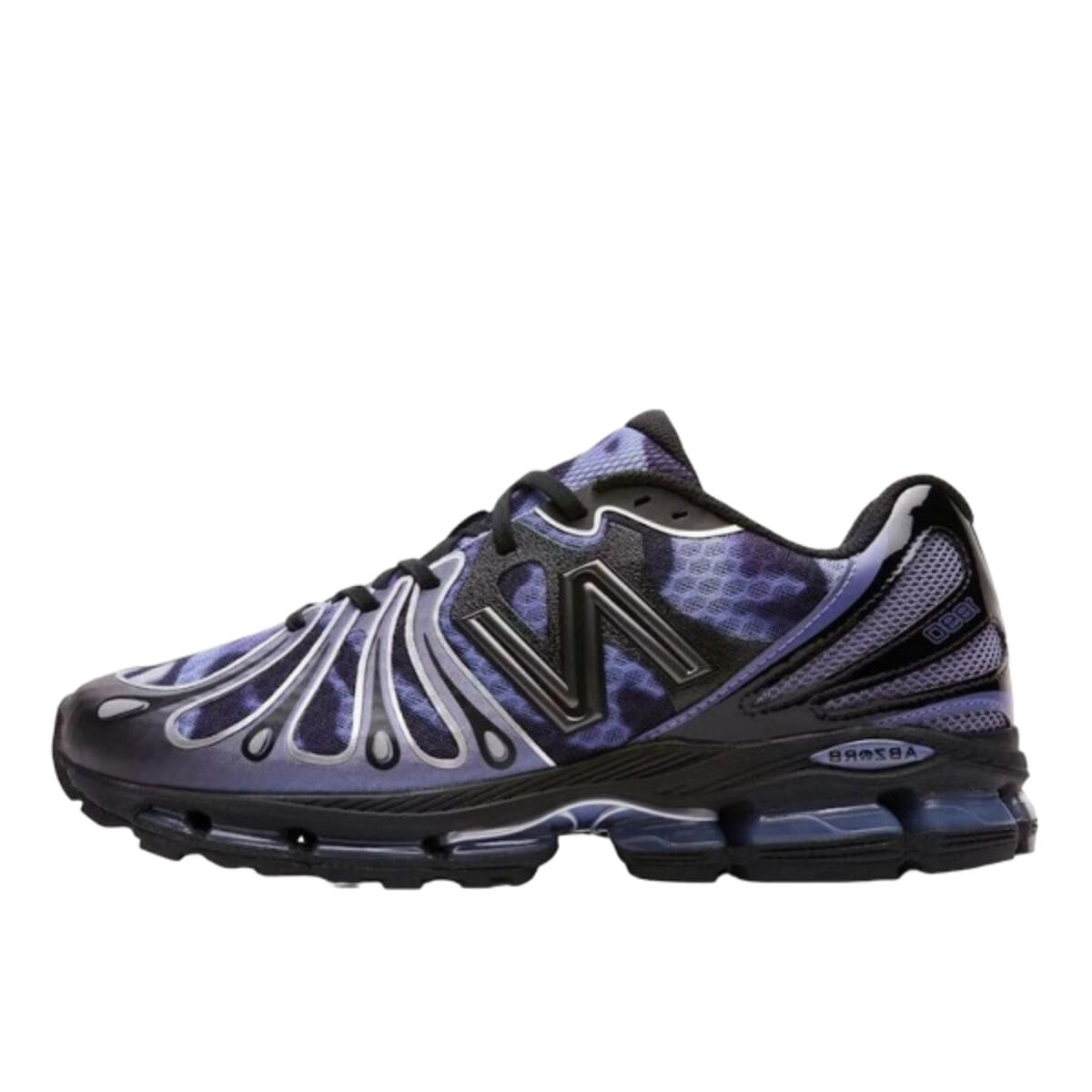 NEW BALANCE picture