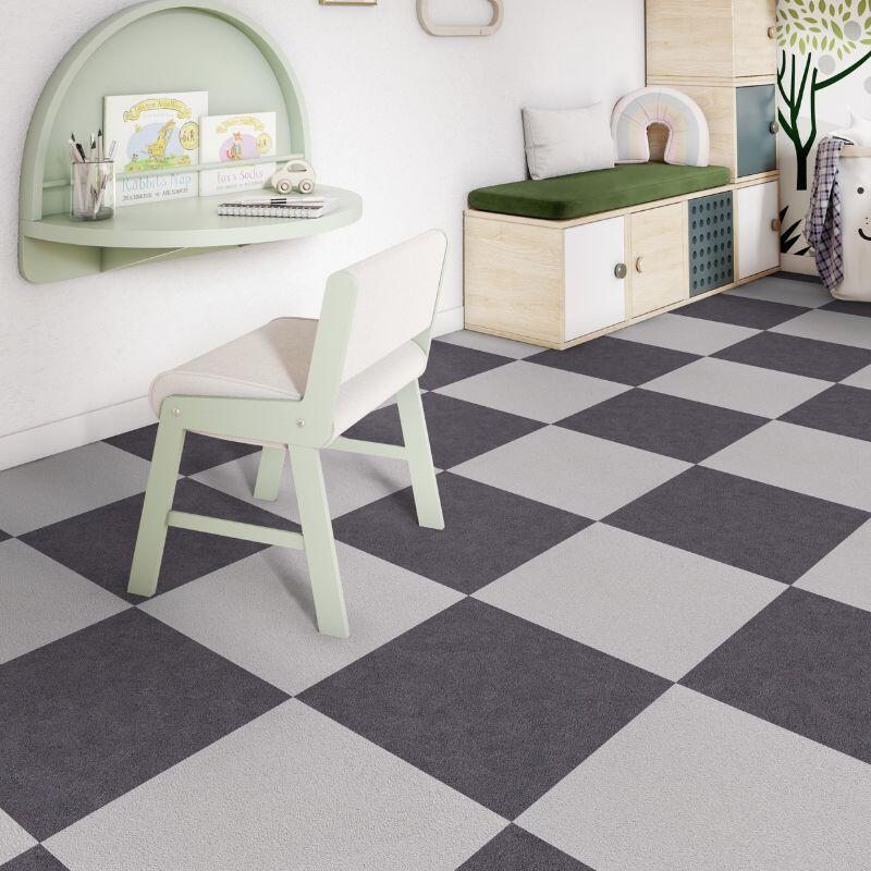 Alfombra Moqueta en loseta Báltica Antracita 50x50 cm para yoga, pilates 4/5