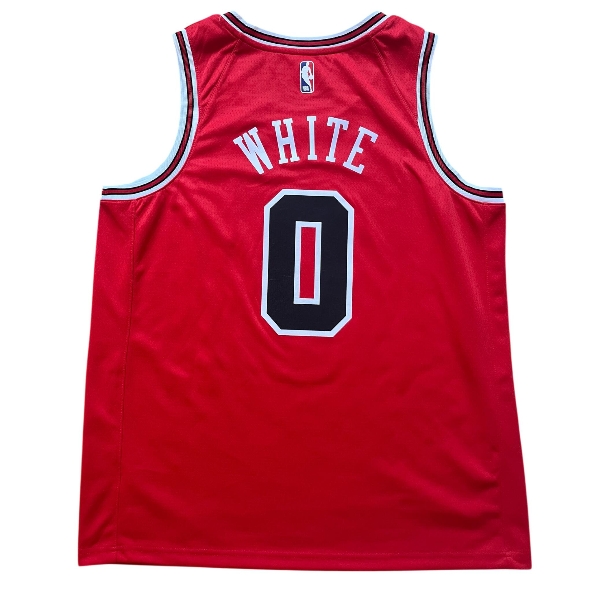 Segunda vida - Camisola NBA Chicago Bulls 2019/2025 White - Como novo 2/2