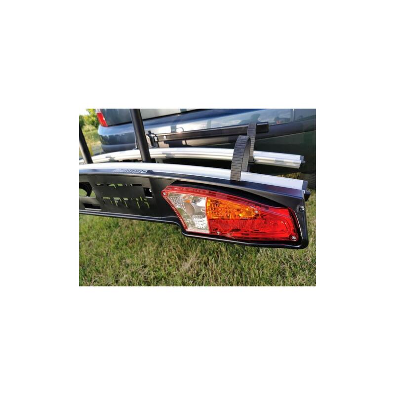 Suport biciclete Menabo Merak Tilting Plus pentru 3 biciclete cu prindere pe