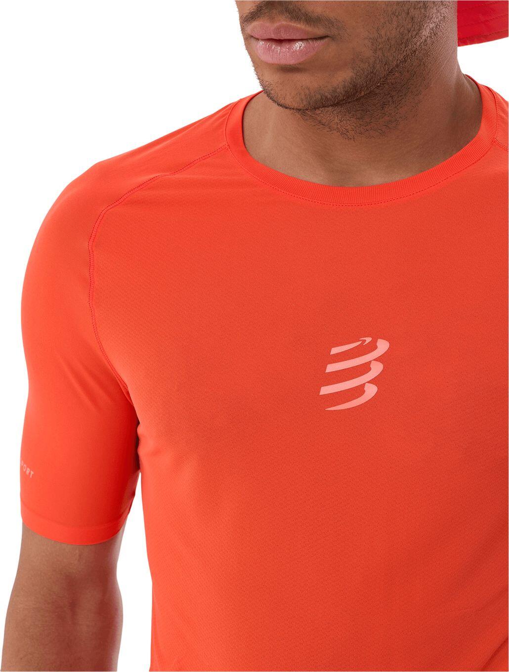 Compressport Trail Racing Kurzarm-Shirt für Herren, orange 3/4