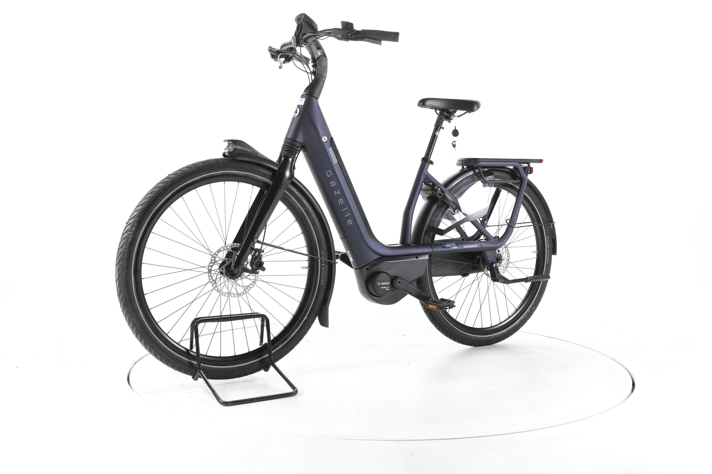 Tweedehands - Gazelle Avignon C8 HMB City E-Bike Lage instap - Zeer goed 5/7