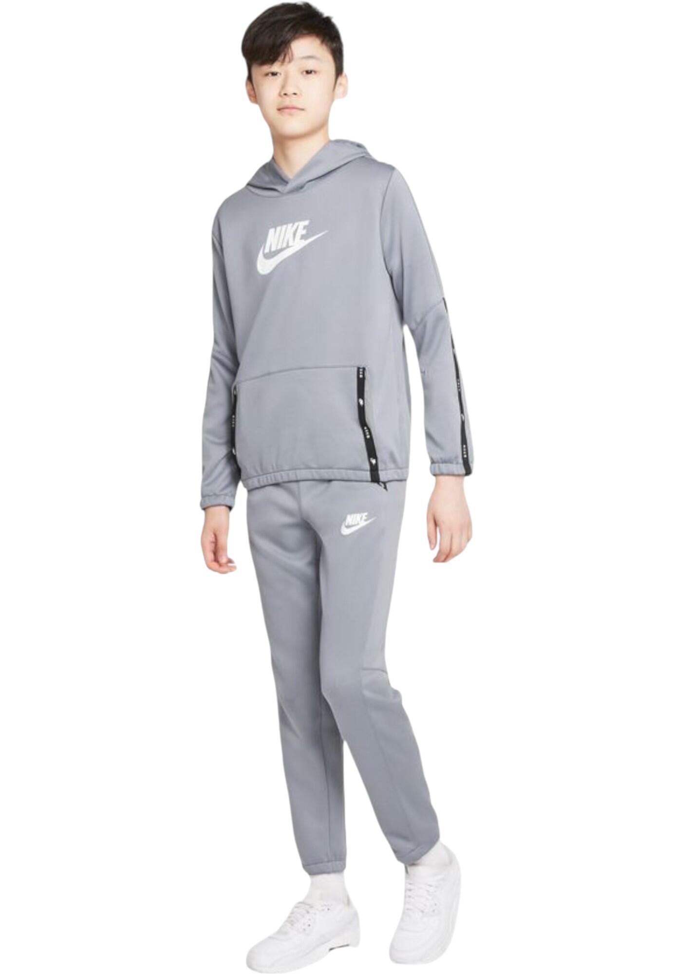 NIKE picture