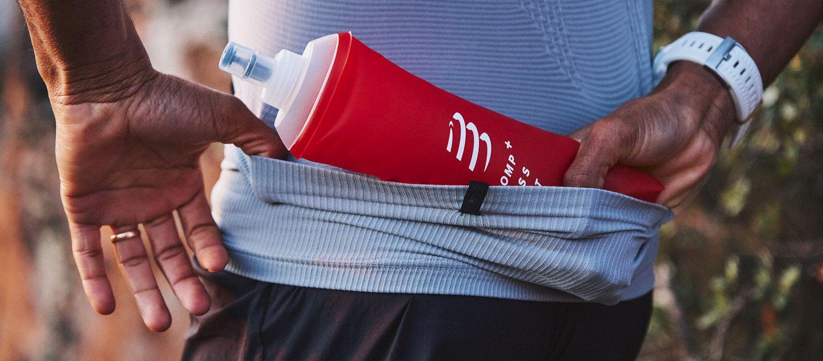 Botella Compressport ErgoFlask Handheld Roja - 500 ml 3/5