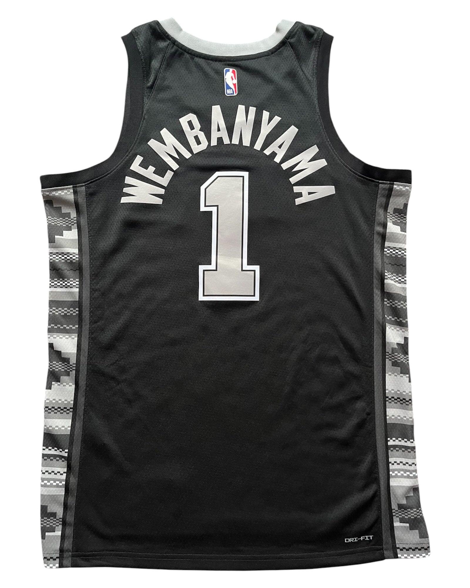Segunda vida - Camisola NBA San Antonio Spurs Alternate - Como novo 2/2