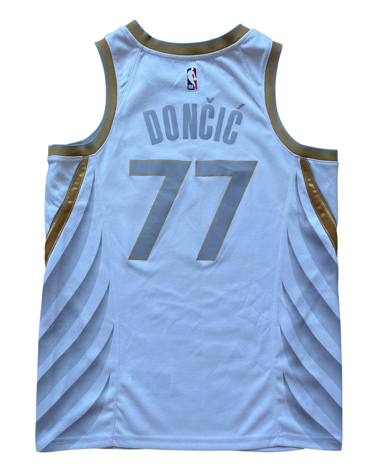 Segunda vida - Camisola NBA Dallas Mavericks 2020/2021 Edition - Como novo 2/2