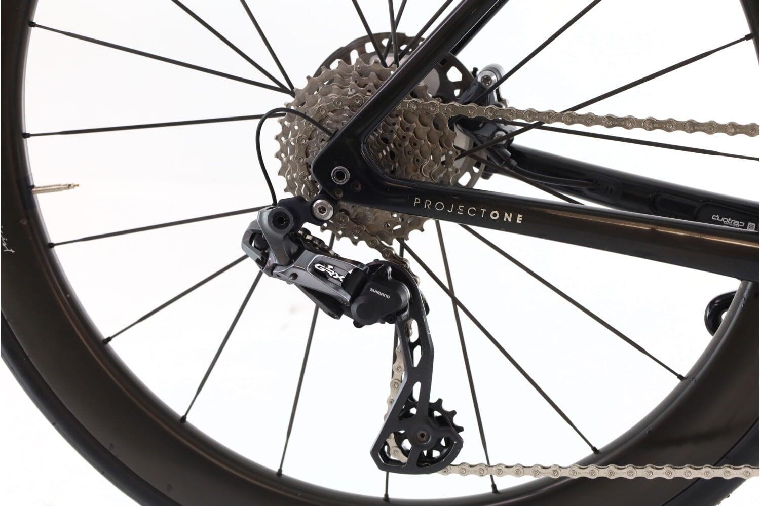 Segunda Vida · Bicicleta estrada ·  Emonda SLR Di2 11V · Muito bom estado 3/8