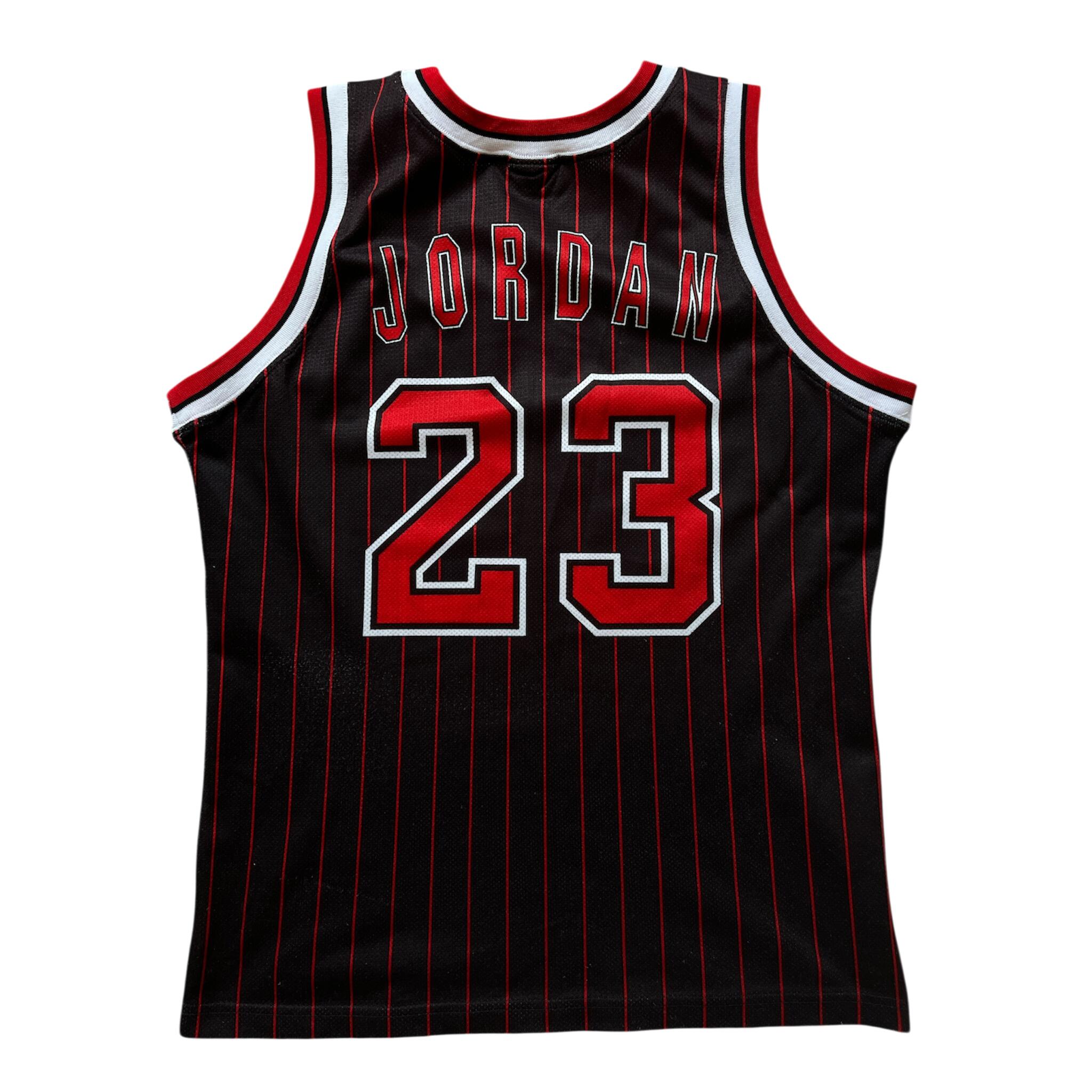 Segunda vida - Camisola NBA Chicago Bulls 1991/1998 Jordan - Como novo 2/2