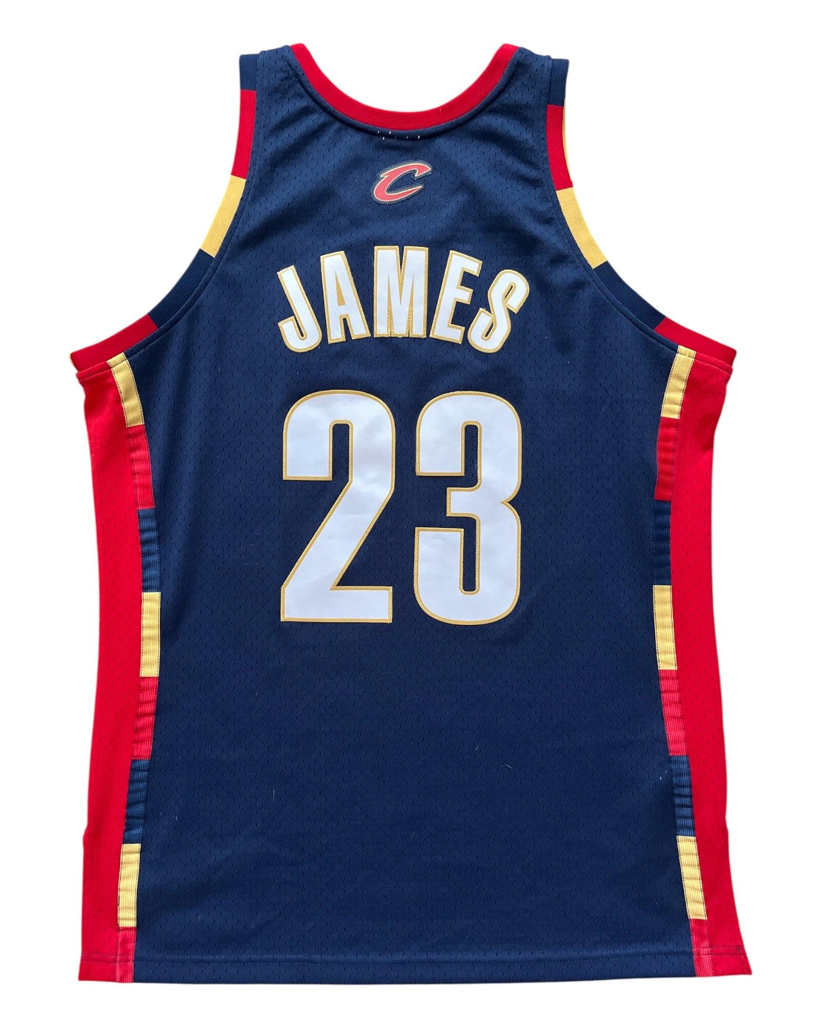 Segunda vida - Camisola NBA Cleveland Cavaliers 2008/2009 James - Como novo 2/2