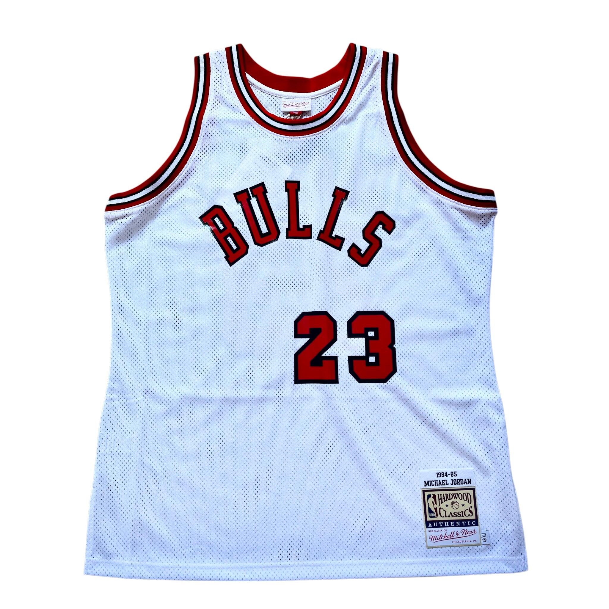 MITCHELL & NESS picture