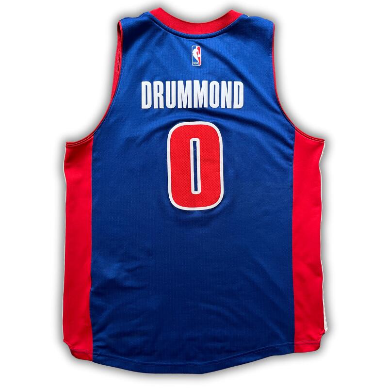 Segunda vida - Camisola NBA Detroit Pistons 2014/2017 Drummond - Como novo 2/2