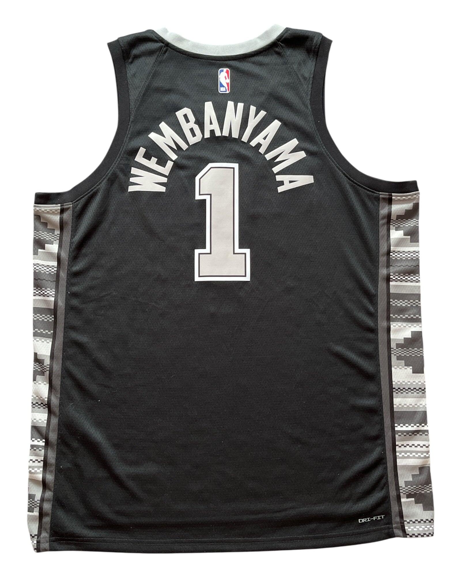 Segunda vida - Camisola NBA San Antonio Spurs Alternate - Como novo 2/2