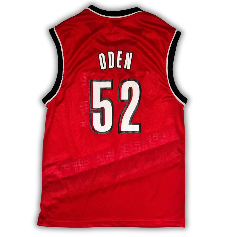 Segunda vida - Camisola NBA Portland Trailblazers 2007/2010 Oden - Como novo 2/2