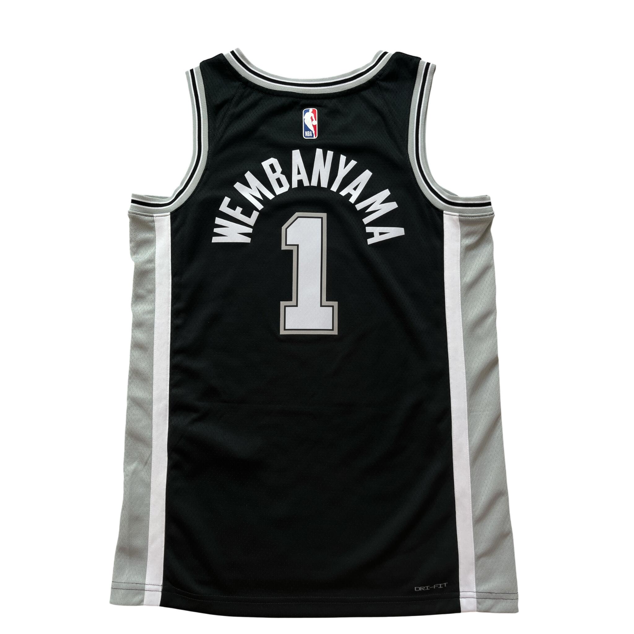 Segunda vida - Camisola NBA San Antonio Spurs Away - Como novo 2/2