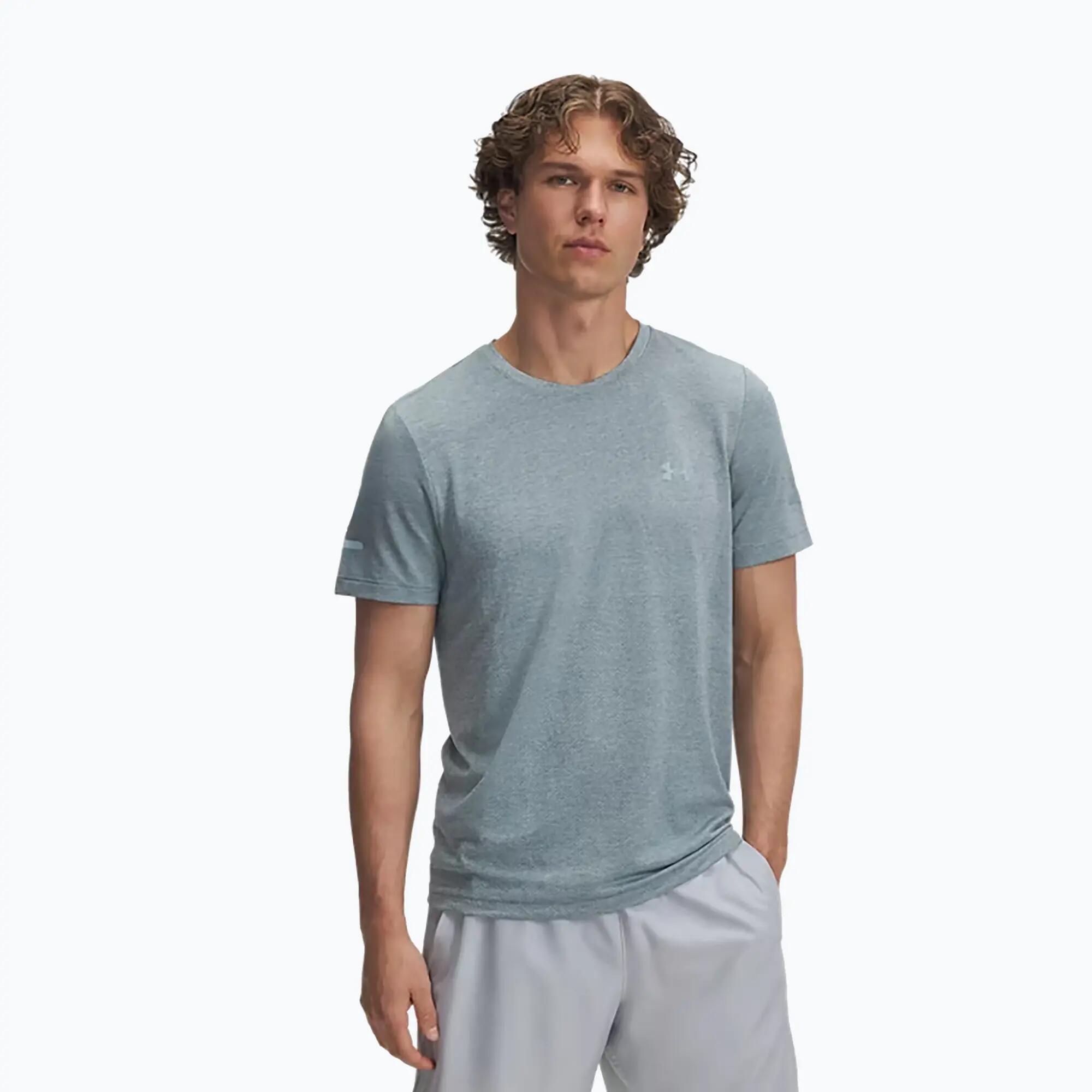 UNDER ARMOUR picture