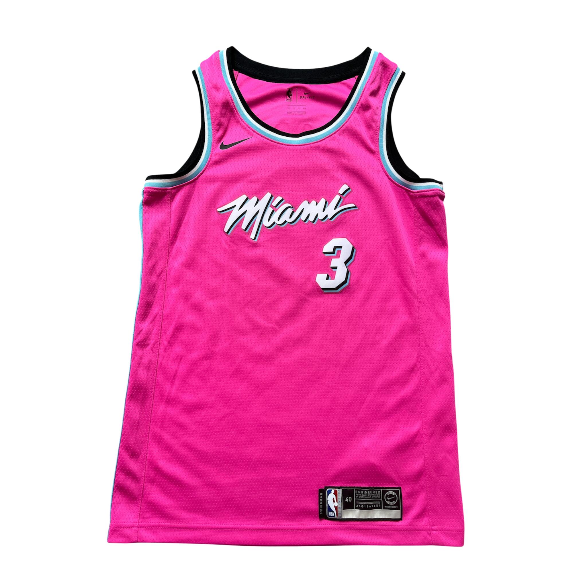 NIKE picture