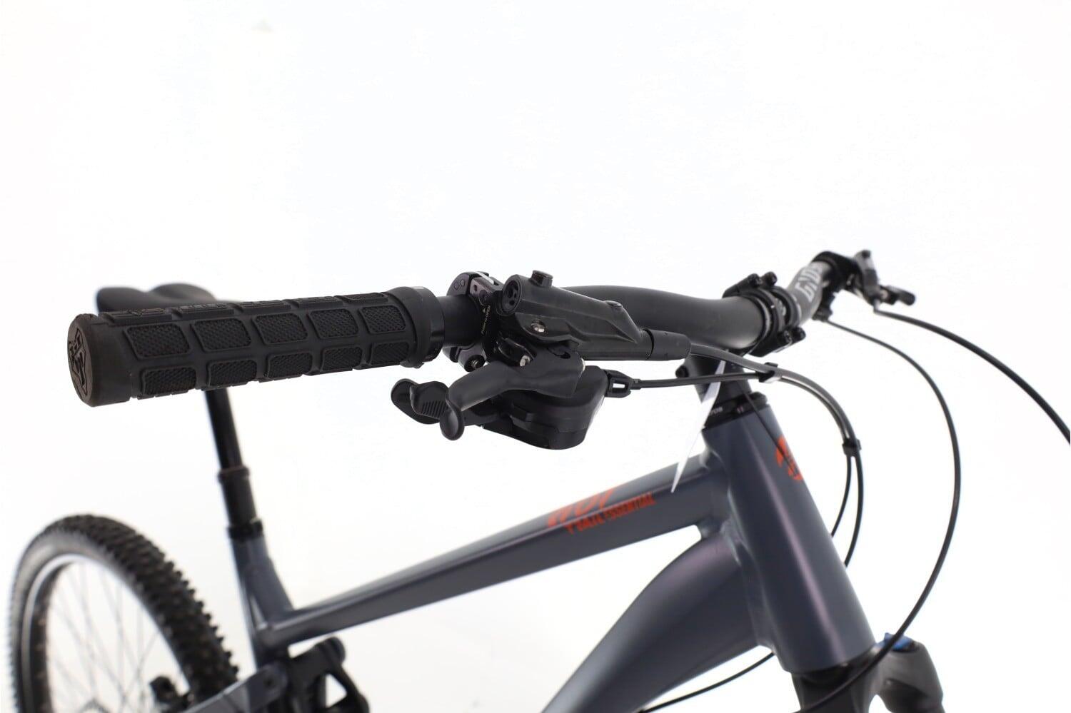 Refurbished MTB Fully ·  Riot Trail Essential XT · Sehr guter Zustand 6/8