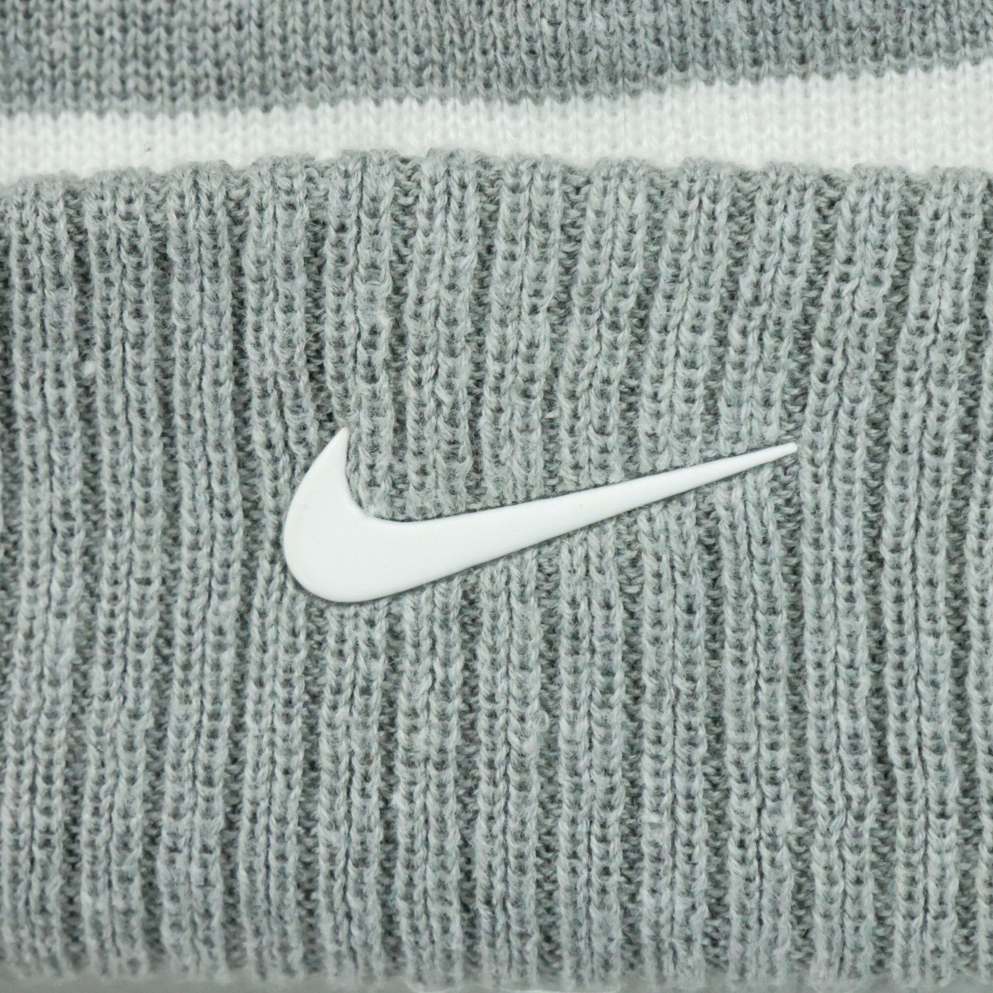 Segunda vida - Gorro Nike - Como novo 3/6