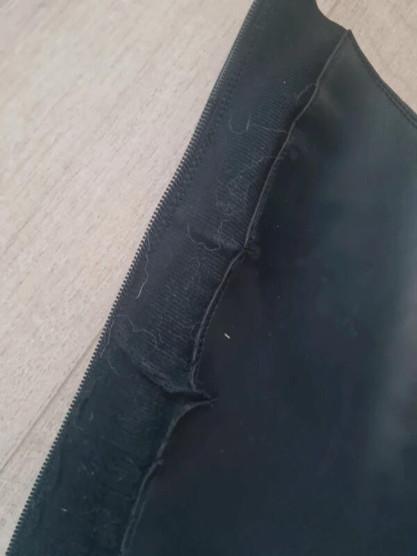 Entre Particuliers - Chaps cuir synthétique 3/7