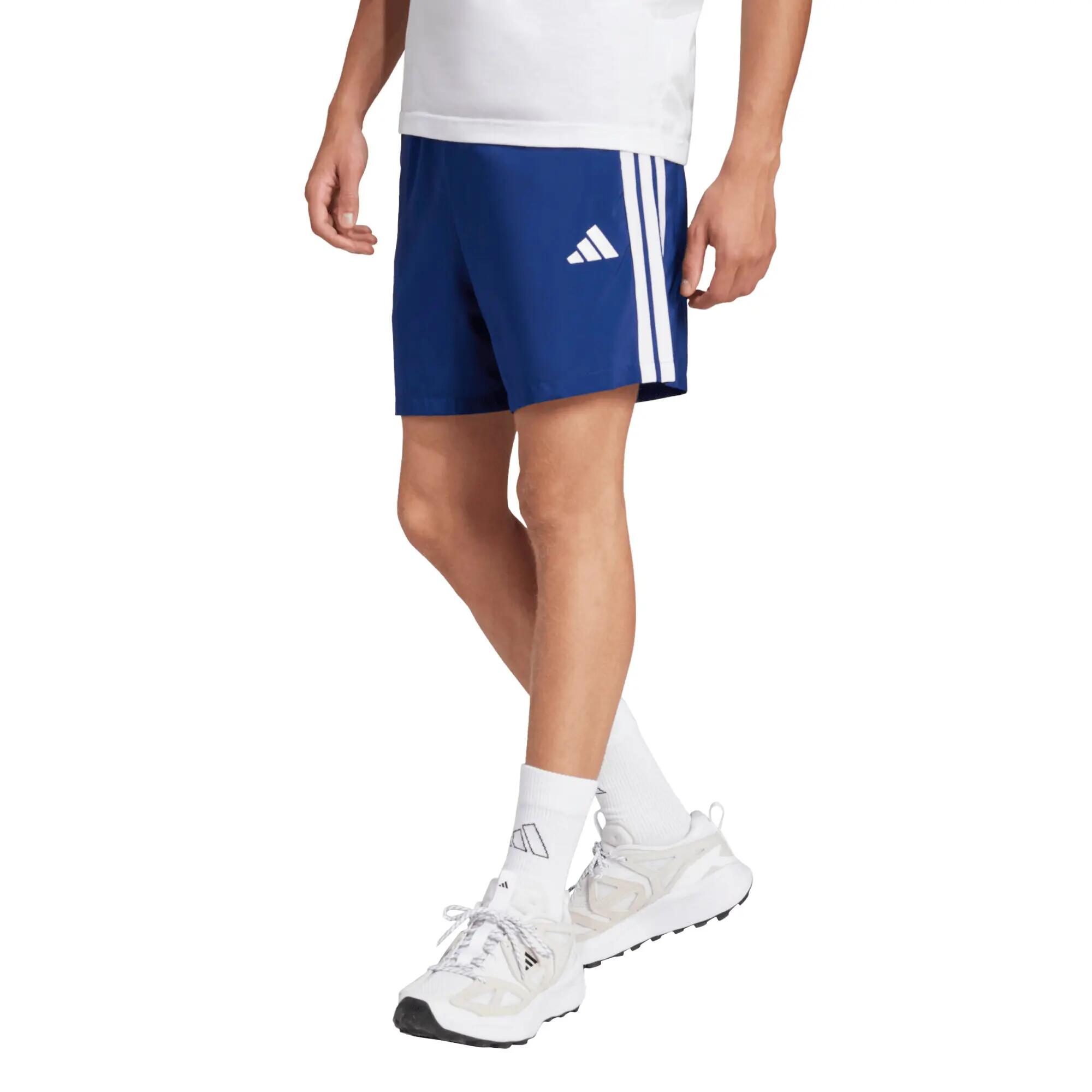 Short Essentials 3-Stripes Chelsea 6/7