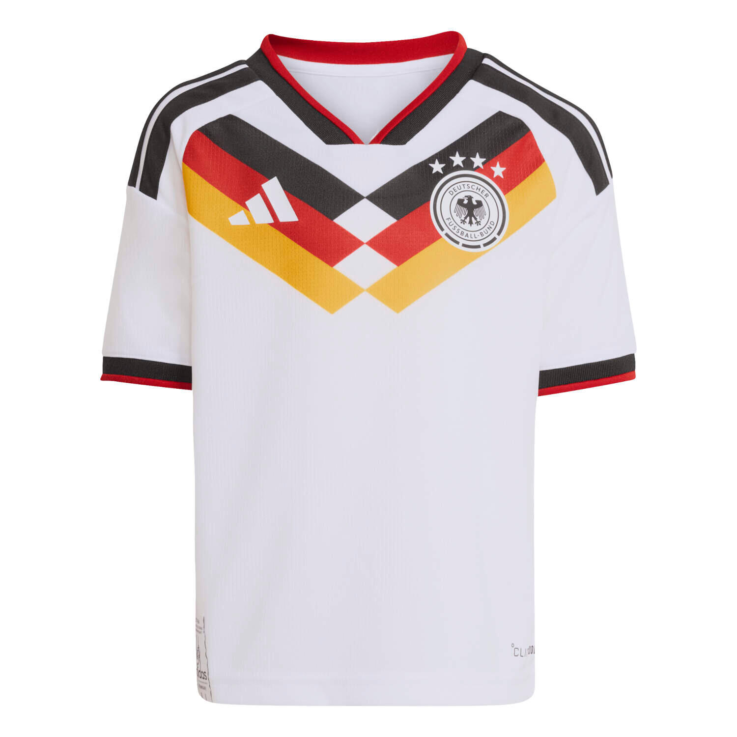 Conjunto primera equipación Alemania 26 8/13