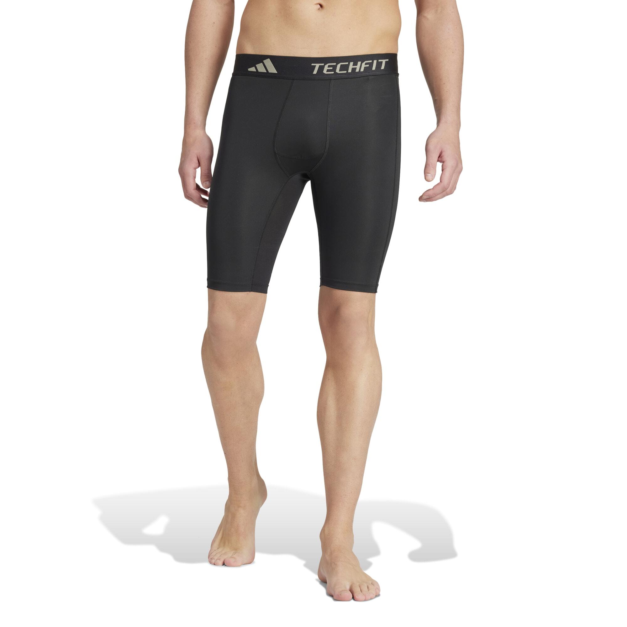 TECHFIT Compression Training Kurze Leggings 6/8