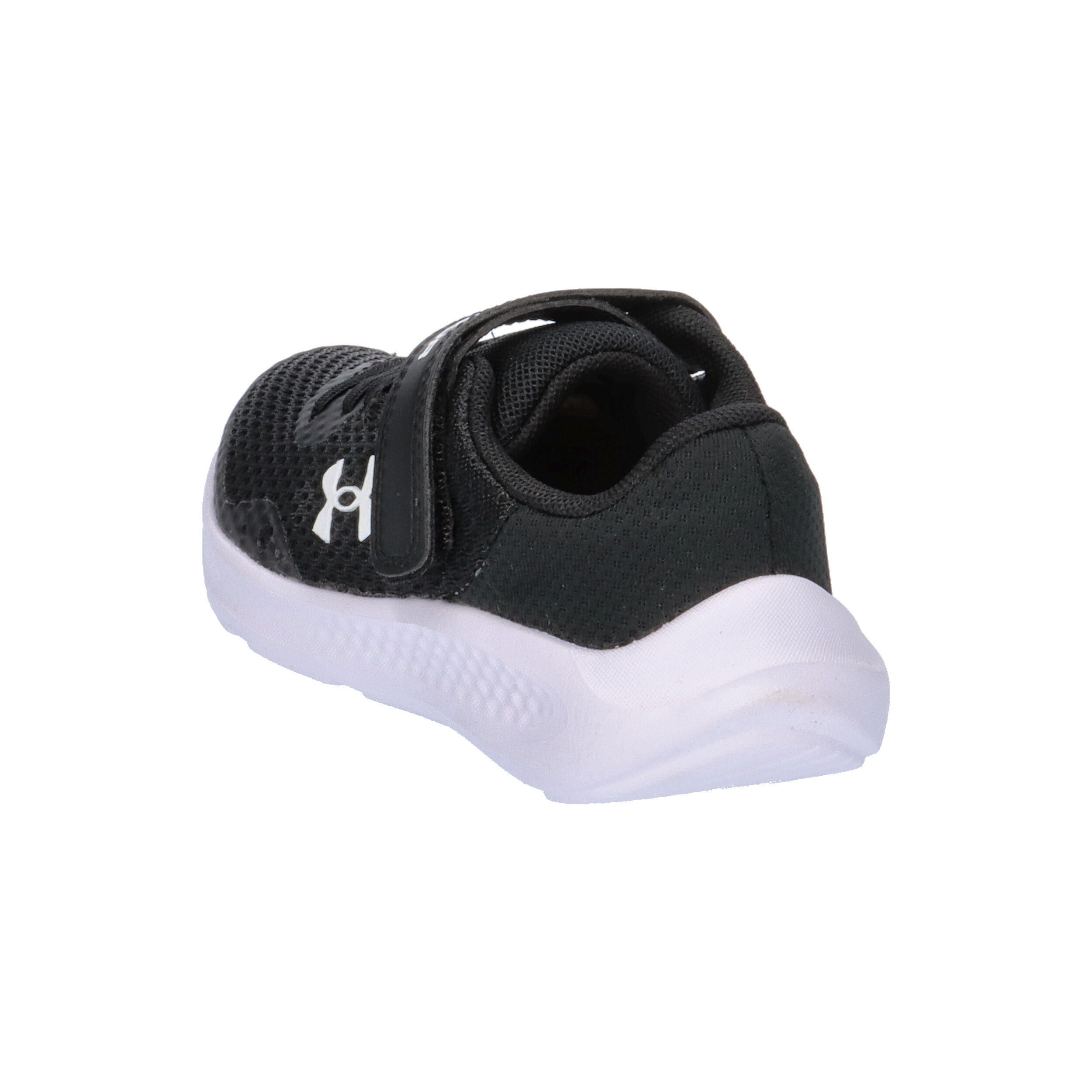 Baskets Noir Garçon Under Armour Pursuit 3 Ac 12/15