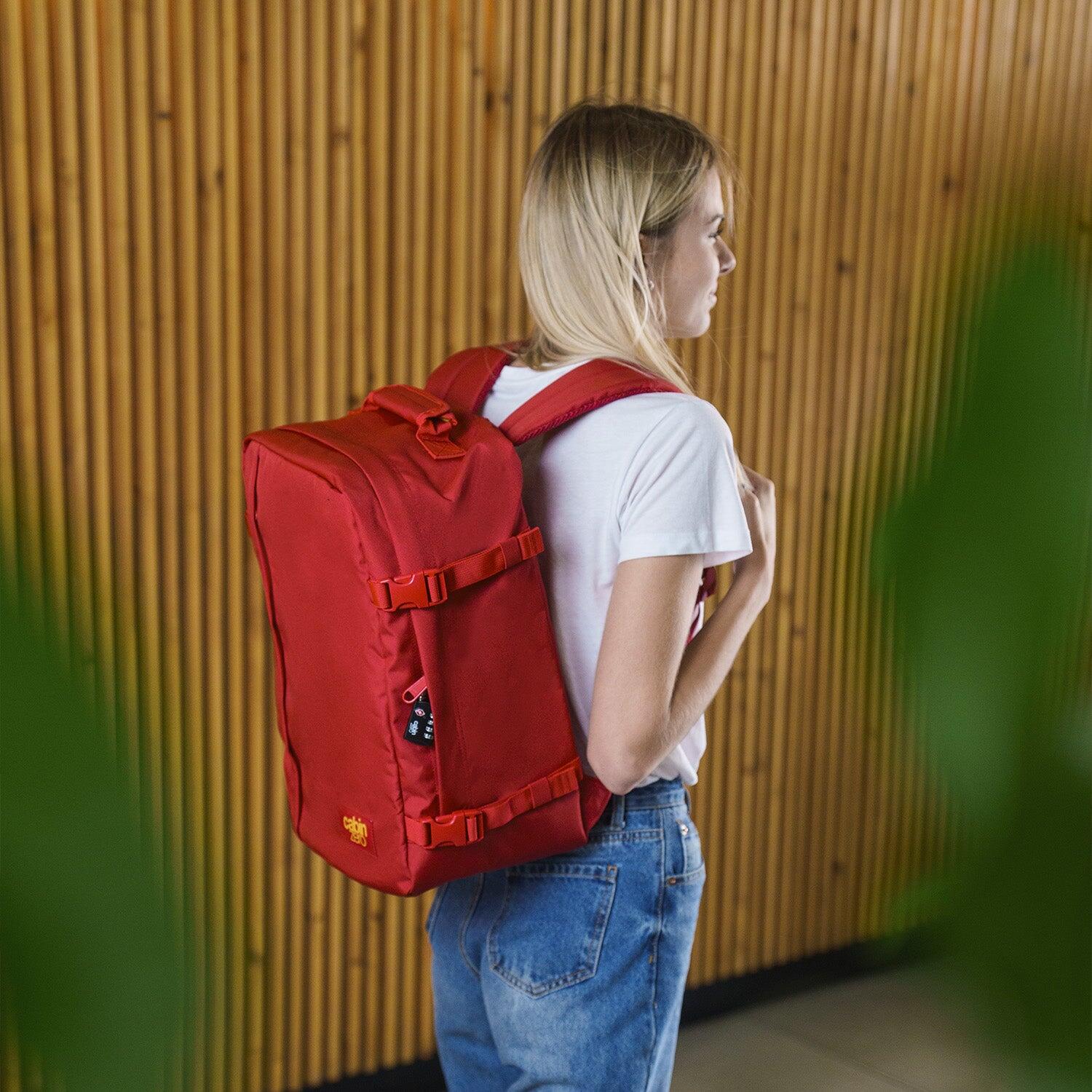 Cestovní batoh CabinZero Classic 36L 11/11